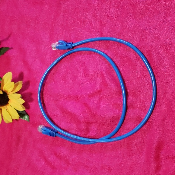Ethernet Cable Cat 5e patch cord length 3 feet Blue "E" - Picture 1 of 8